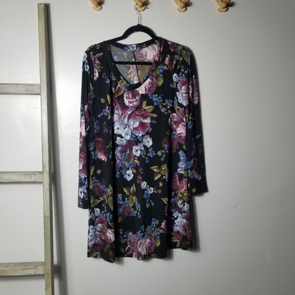 NWOT WHITE BIRCH WOMEN'S FLORAL TUNIC/DRESS SIZE MEDIUM